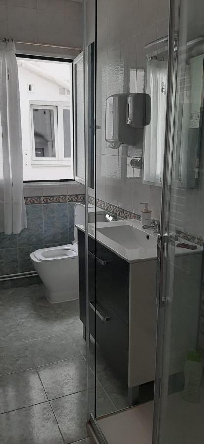 Alojamiento Casa León Santoña Exterior foto